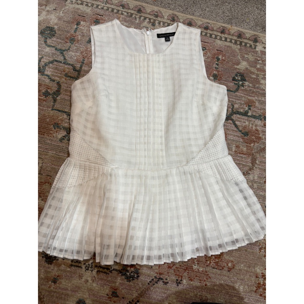 Banana Republic White Textured Check Pleated Peplum Sleeveless Blouse Size 6